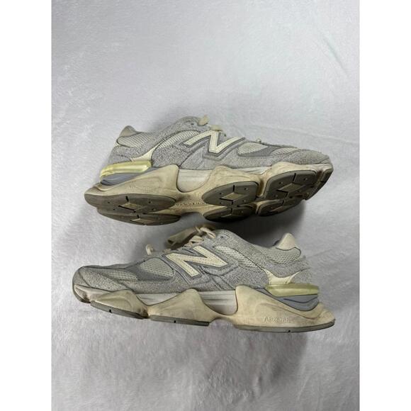 New Balance 9060 Quartz Grey Mens Sneakers Size 9 D U9060HSA - Picture 2 of 9